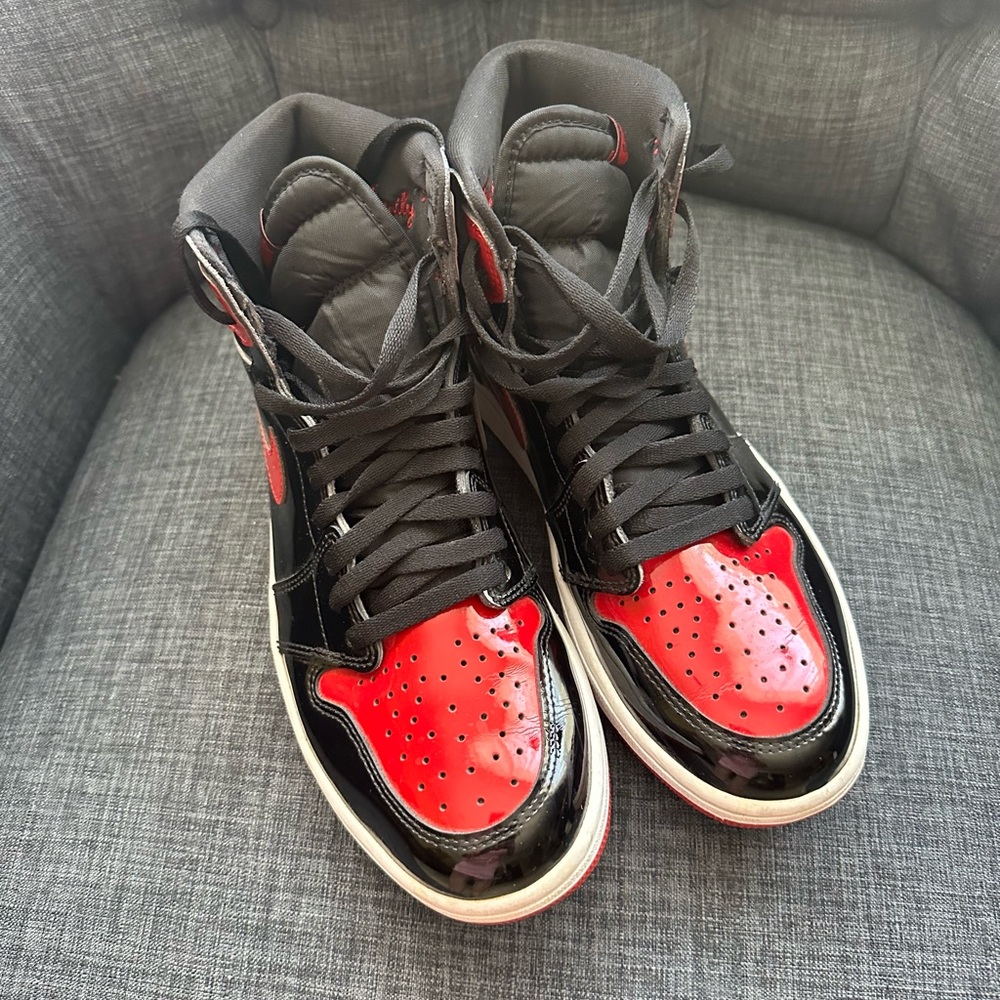 Air Jordan 1 Nike shoes.